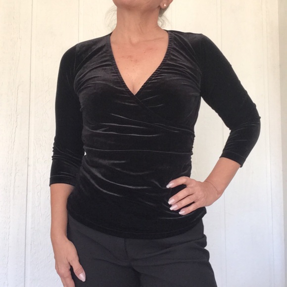 LANDS END BLACK VELVET SURPLICE WRAP TOP NWOT XS - Picture 5 of 11